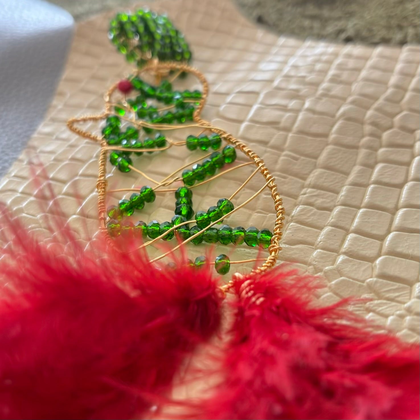 Aretes Loros